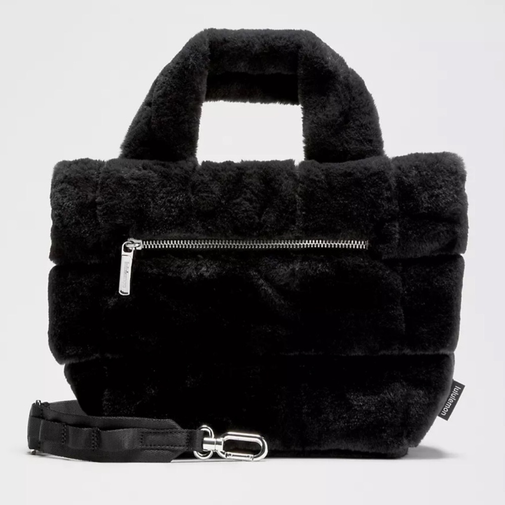 Lululemon fleece bag Quilted Grid Tote Bag Mini 5L *Plush Fleece furry quilt - Picture 2 of 2